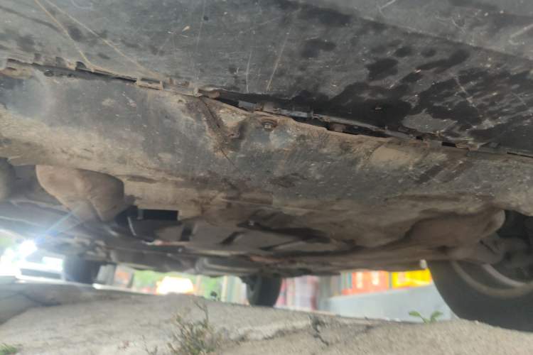 Used Volkswagen Touareg 2011 3.0 TDI Diesel Standard Version Chassis Front
