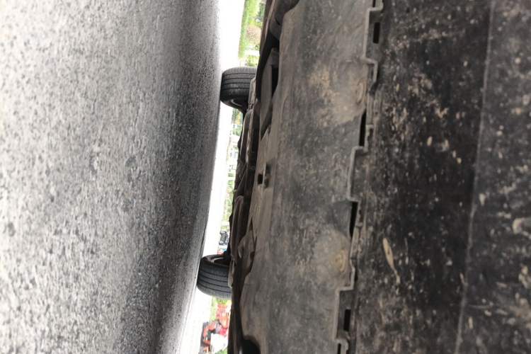 Used Volkswagen Touareg 2011 3.0 TSI Comfort Version Chassis Front