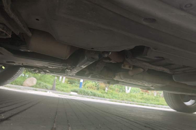 Used Volkswagen Touareg 2011 3.0 TSI Comfort Version Chassis Front Left
