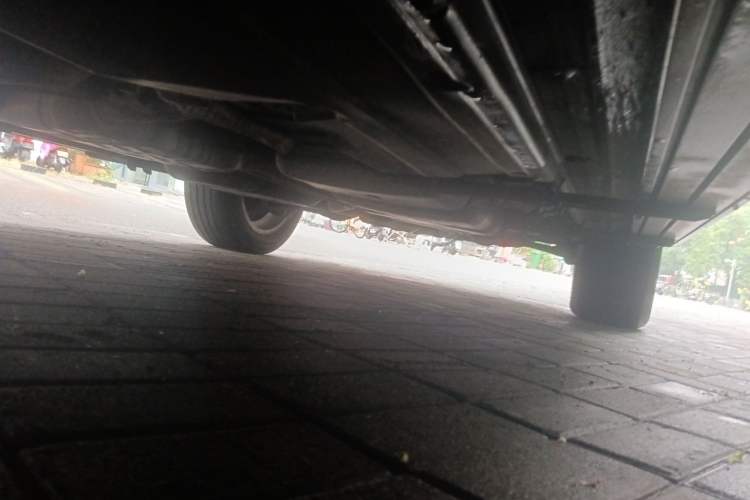 Used Volkswagen Touareg 2011 3.0 TSI Luxury Edition Chassis Front Left