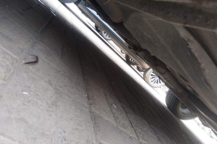 Used Volkswagen Touareg 2011 3.0 TSI Standard Version Chassis Front Left