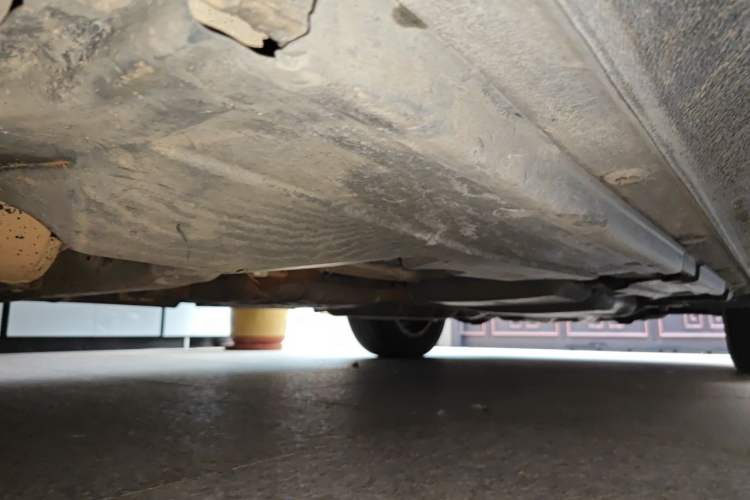 Used Volkswagen Touareg 2011 3.0 TSI Comfort Version Chassis Front Left