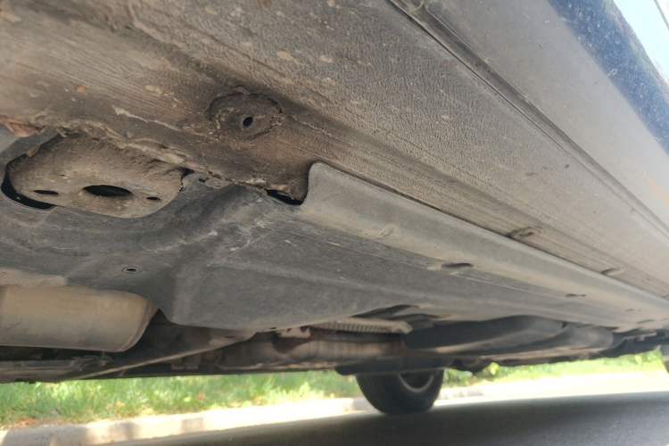 Used Volkswagen Touareg 2011 3.0 TSI Standard Version Chassis Front Left