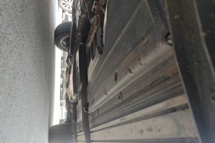 Used Volkswagen Touareg 2011 3.0 TSI High-End Version Chassis Front Left