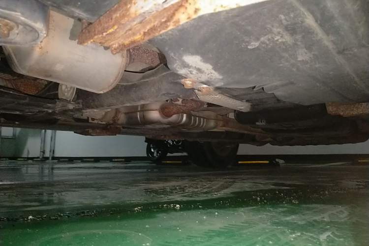 Used Volkswagen Touareg 2011 3.0 TSI Standard Version Chassis Front Left