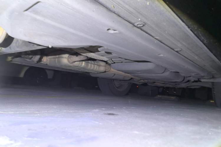 Used Volkswagen Touareg 2011 3.0 TSI Hybrid Chassis Front Left