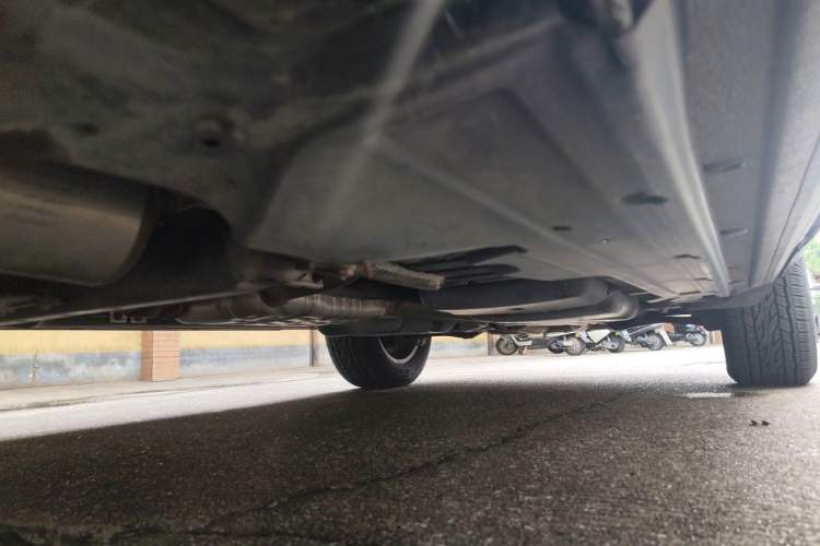 Used Volkswagen Touareg 2011 3.0 TSI Comfort Version Chassis Front Left