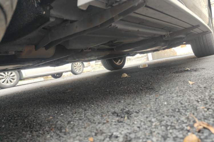 Used Volkswagen Touareg 2011 3.0 TSI High-End Version Chassis Front Left