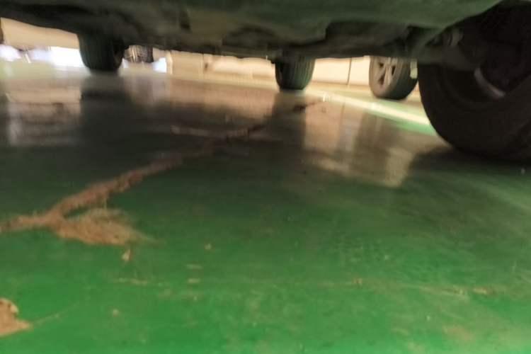 Used Volkswagen Touareg 2011 3.0 TSI Comfort Version Chassis Front