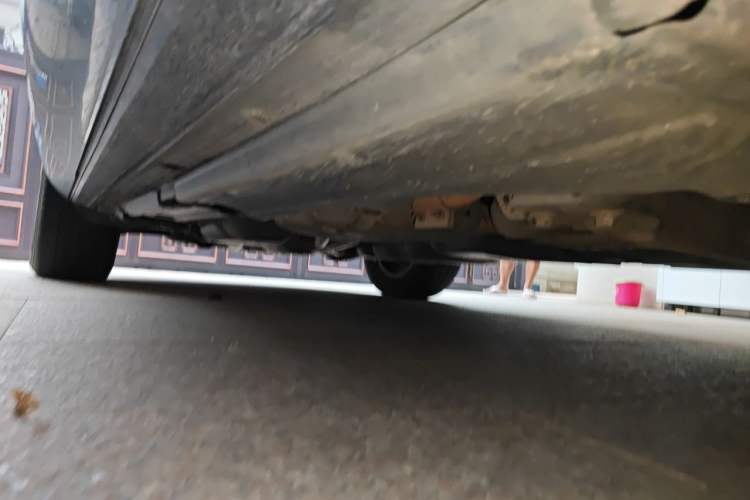 Used Volkswagen Touareg 2011 3.0 TSI Comfort Version Chassis Front Right
