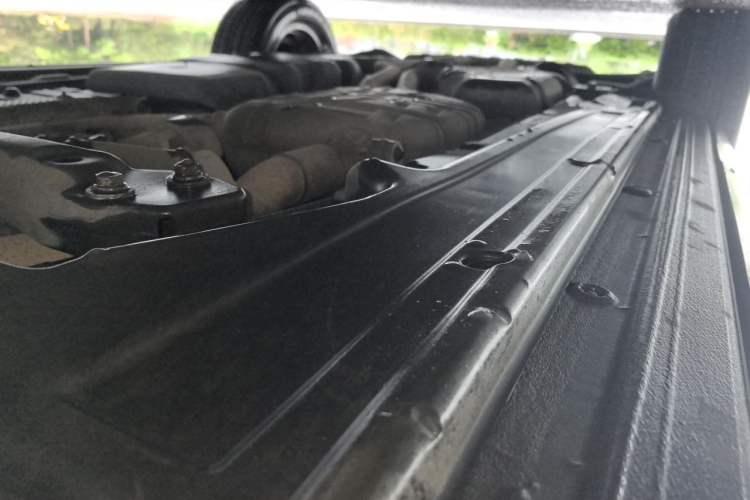Used Volkswagen Touareg 2011 3.0 TSI Comfort Version Chassis Front Right
