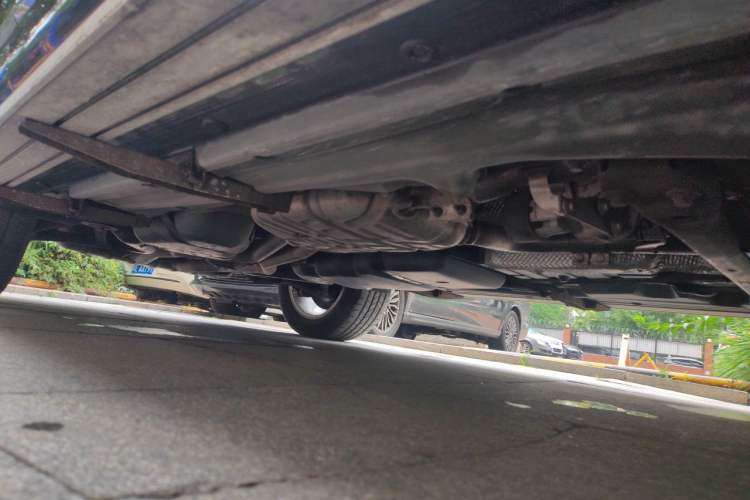 Used Volkswagen Touareg 2011 3.0 TSI Luxury Edition Chassis Front Right
