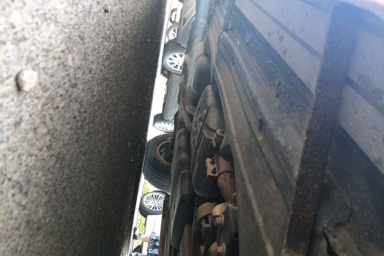 Used Volkswagen Touareg 2011 3.0 TSI Comfort Version Chassis Front Right