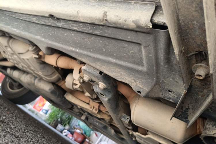 Used Volkswagen Touareg 2011 3.0 TSI Comfort Version Chassis Front Right