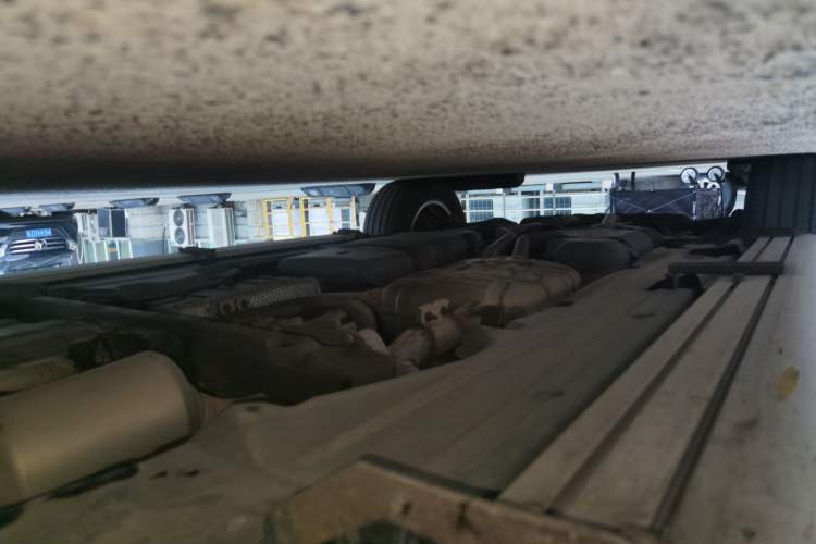 Used Volkswagen Touareg 2011 3.0 TSI Comfort Version Chassis Front Right