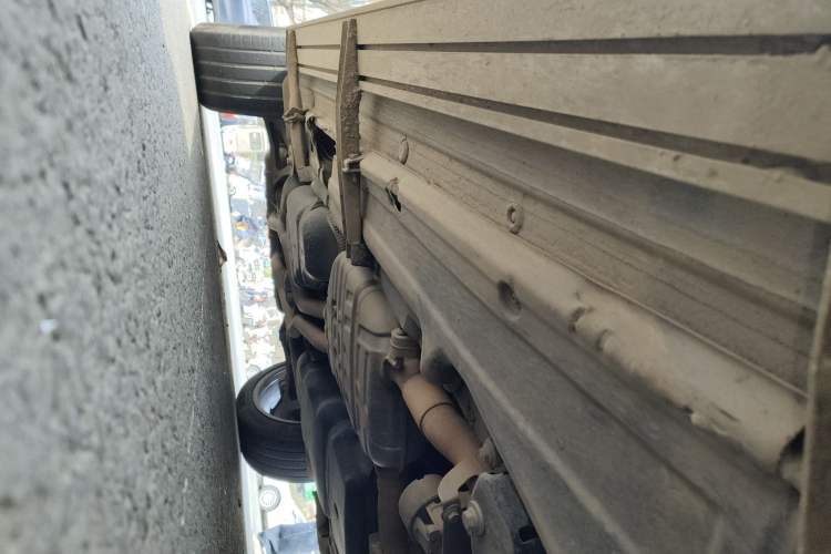 Used Volkswagen Touareg 2011 3.0 TSI Comfort Version Chassis Front Right