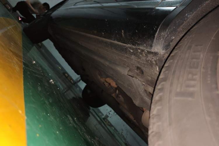 Used Volkswagen Touareg 2011 3.0 TSI Comfort Version Chassis Front Right