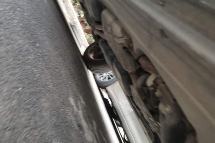 Used Volkswagen Touareg 2011 3.0 TSI Standard Version Chassis Front Right