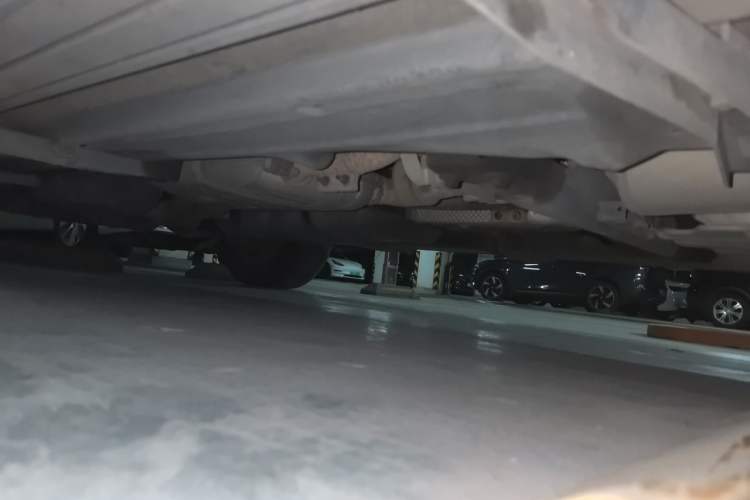 Used Volkswagen Touareg 2011 3.0 TSI Standard Version Chassis Front Right