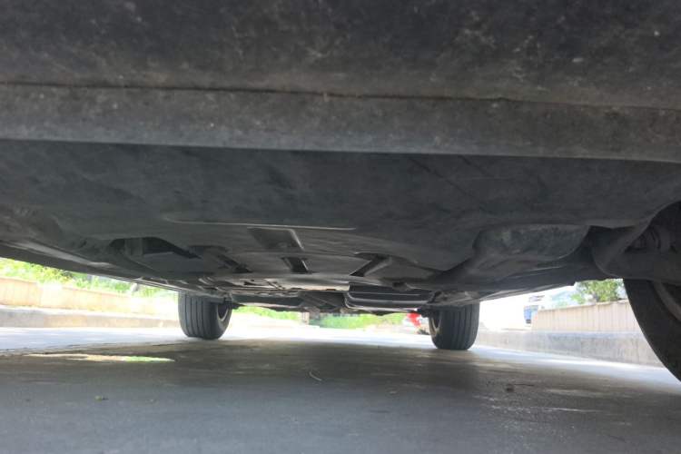 Used Volkswagen Touareg 2011 3.0 TSI Standard Version Chassis Front