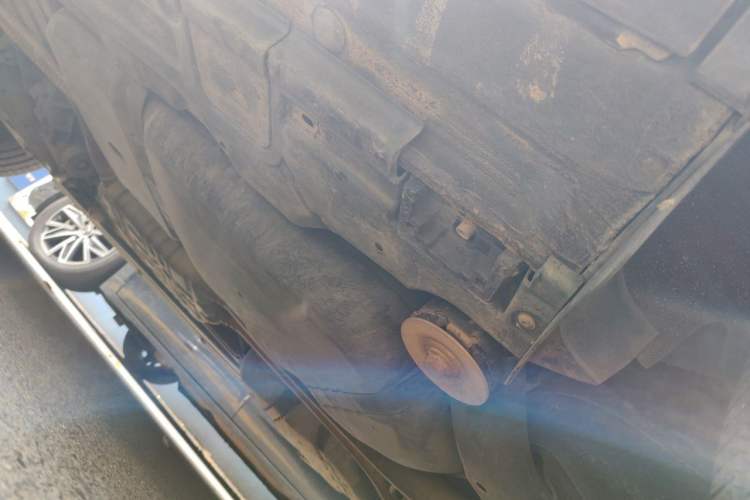 Used Volkswagen Touareg 2011 3.0 TSI Comfort Version Chassis Rear Left