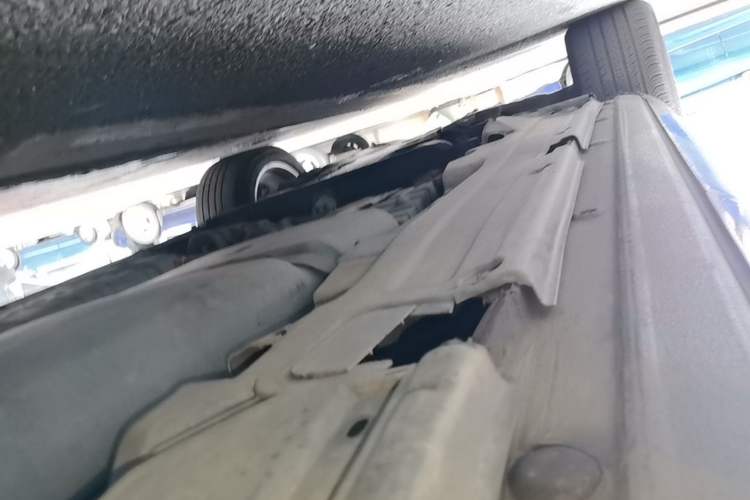 Used Volkswagen Touareg 2011 3.0 TSI Comfort Version Chassis Rear Left
