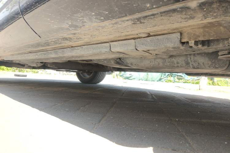 Used Volkswagen Touareg 2011 3.0 TSI High-End Version Chassis Rear Left