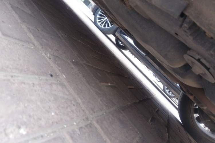 Used Volkswagen Touareg 2011 3.0 TSI Standard Version Chassis Rear Left