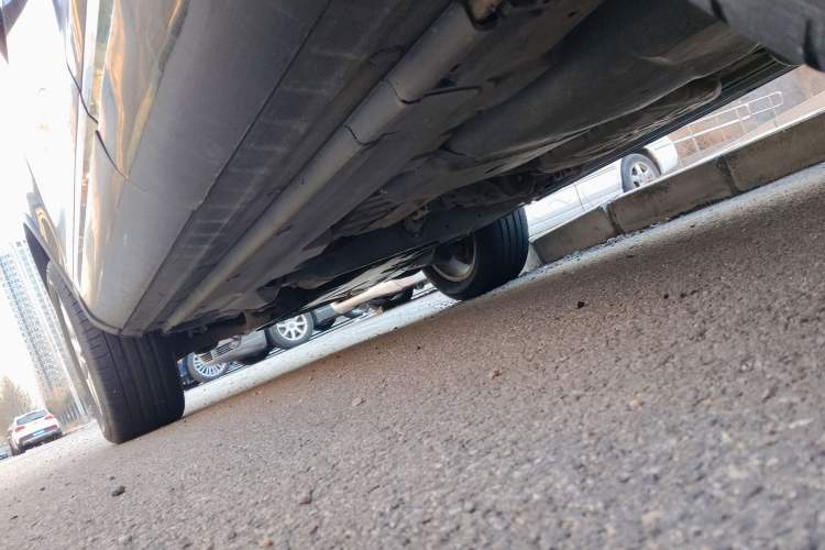 Used Volkswagen Touareg 2011 3.0 TSI High-End Version Chassis Rear Left