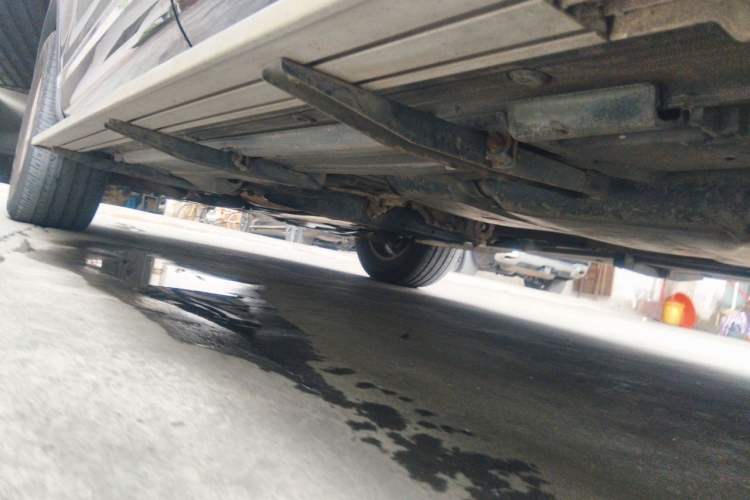 Used Volkswagen Touareg 2011 3.0 TDI Diesel Comfort Version Chassis Rear Left