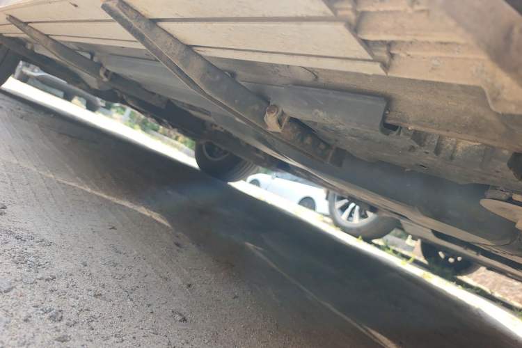 Used Volkswagen Touareg 2011 3.0 TSI Standard Version Chassis Rear Left