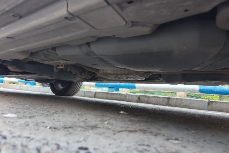 Used Volkswagen Touareg 2011 3.0 TSI High-End Version Chassis Rear Left
