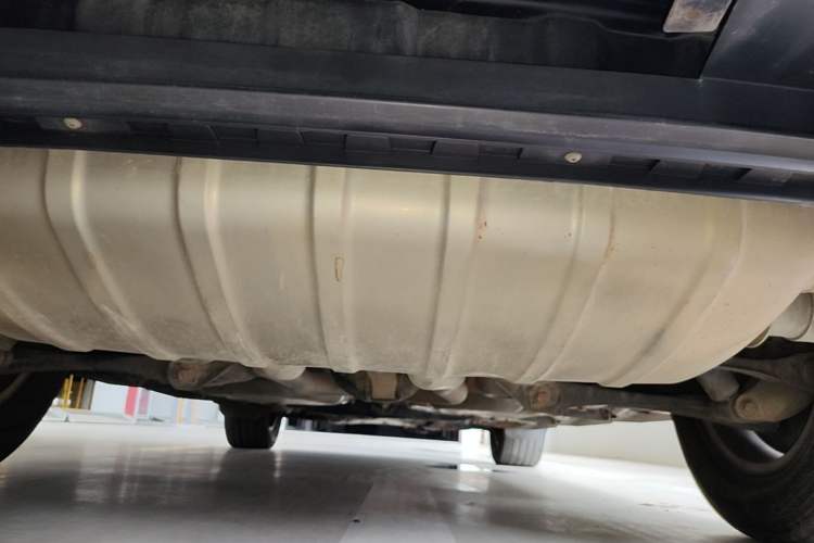 Used Volkswagen Touareg 2011 3.0 TSI Standard Version Chassis Rear