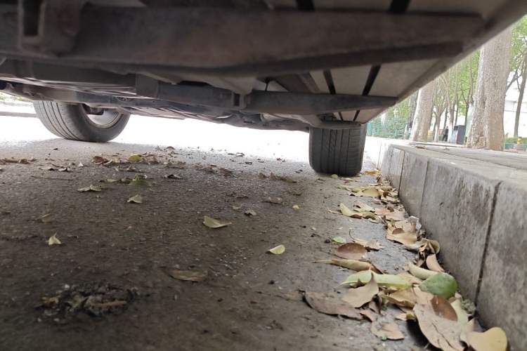 Used Volkswagen Touareg 2011 3.0 TSI Hybrid Chassis Rear Right