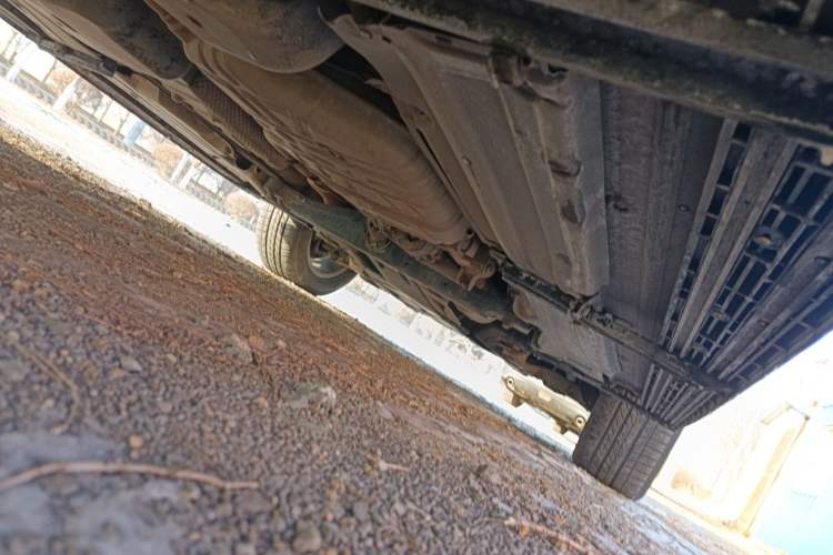 Used Volkswagen Touareg 2011 3.0 TSI Comfort Version Chassis Rear Right