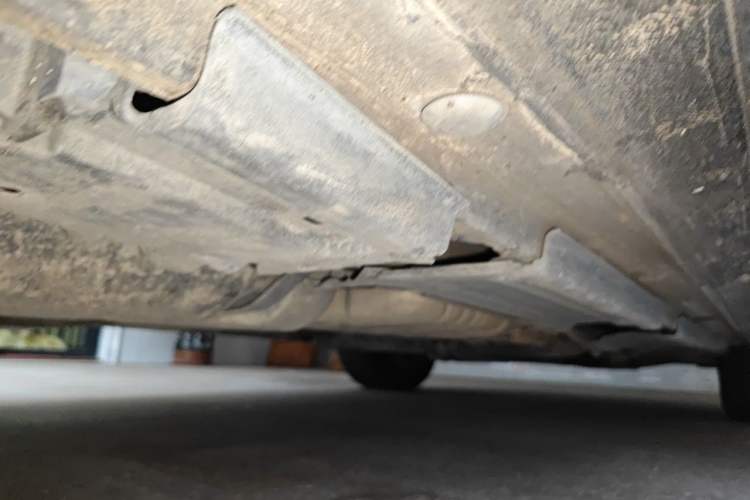 Used Volkswagen Touareg 2011 3.0 TSI Comfort Version Chassis Rear Right
