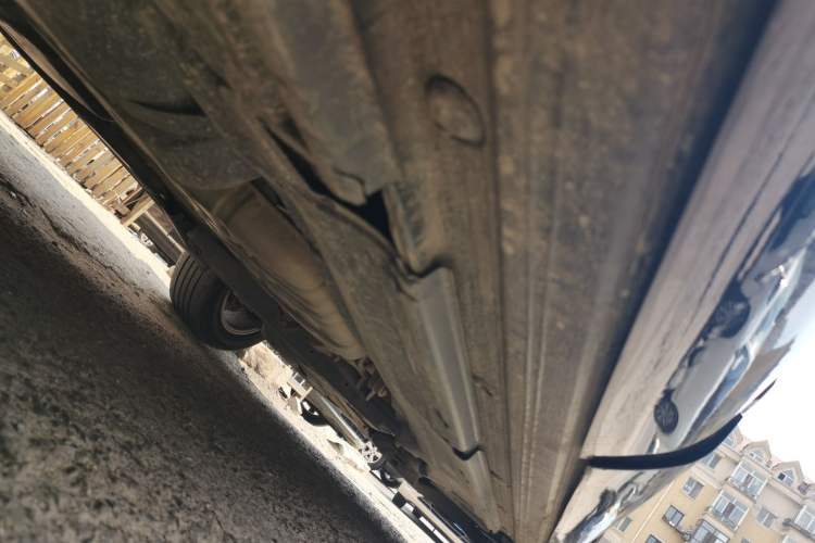 Used Volkswagen Touareg 2011 3.0 TSI Standard Version Chassis Rear Right