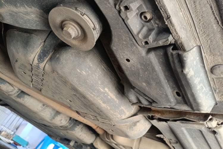 Used Volkswagen Touareg 2011 3.0 TSI Comfort Version Chassis Rear Right