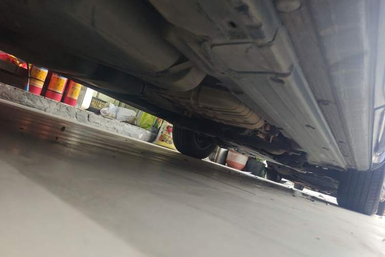 Used Volkswagen Touareg 2011 3.0 TSI Comfort Version Chassis Rear Right
