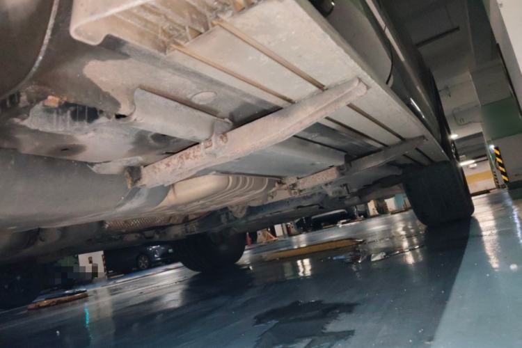 Used Volkswagen Touareg 2011 3.0 TSI Comfort Version Chassis Rear Right