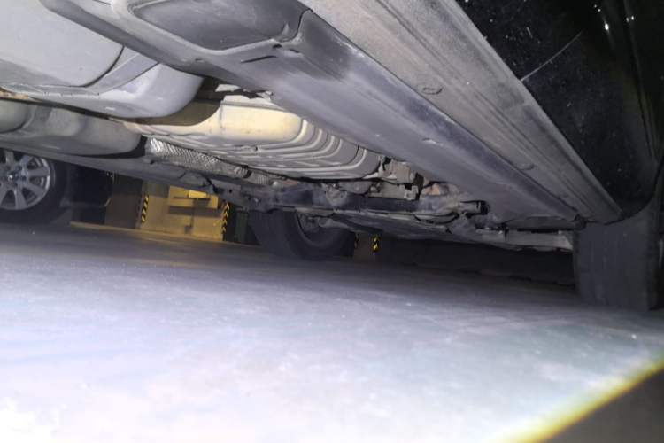 Used Volkswagen Touareg 2011 3.0 TSI Hybrid Chassis Rear Right