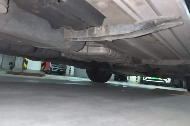 Used Volkswagen Touareg 2011 3.0 TSI Standard Version Chassis Rear Right