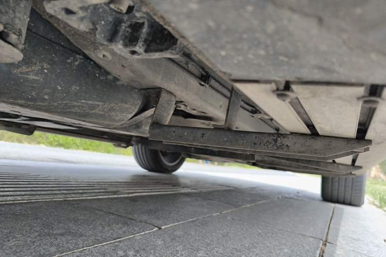 Used Volkswagen Touareg 2011 3.0 TSI Standard Version Chassis Rear Right
