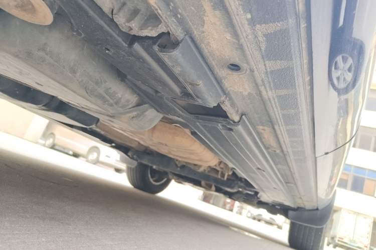 Used Volkswagen Touareg 2011 3.0 TSI Comfort Version Chassis Rear Right