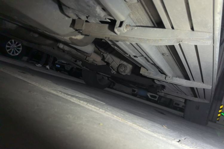 Used Volkswagen Touareg 2011 3.0 TDI Diesel Standard Version Chassis Rear Right