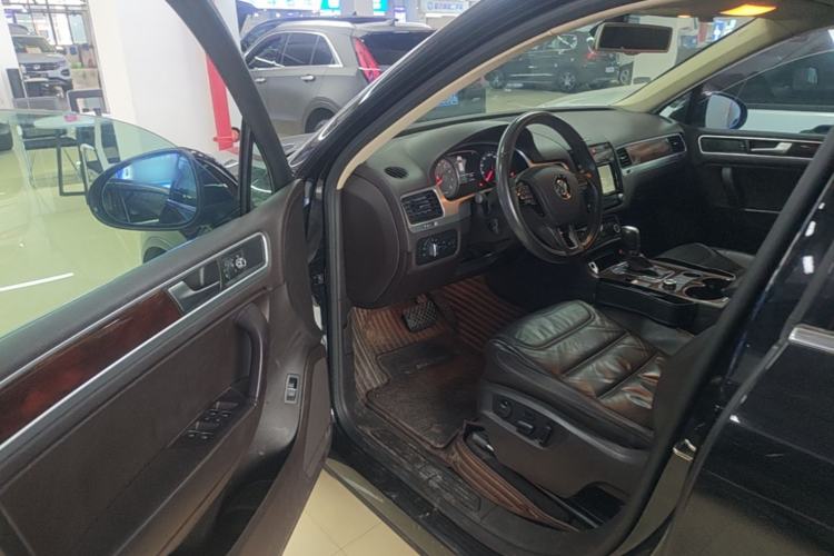 Used Volkswagen Touareg 2011 3.0 TSI Standard Version Driver Seat