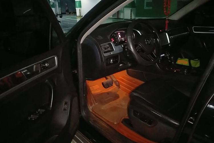 Used Volkswagen Touareg 2011 3.0 TSI Standard Version Driver Seat