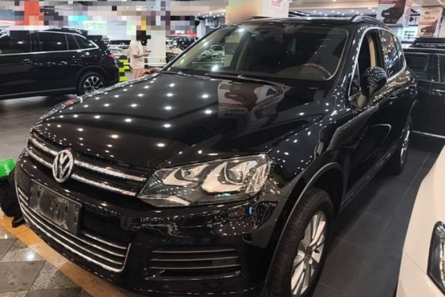 Używany Volkswagen Touareg 2011 3.0 TSI Comfort Version