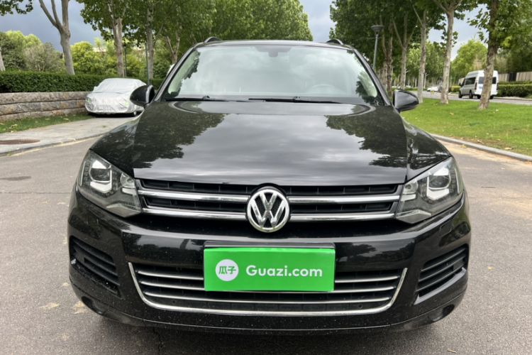 Used Volkswagen Touareg 2011 3.0 TDI Diesel Standard Version Exterior 1