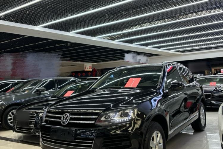 Used Volkswagen Touareg 2011 3.0 TSI Standard Version Exterior 1